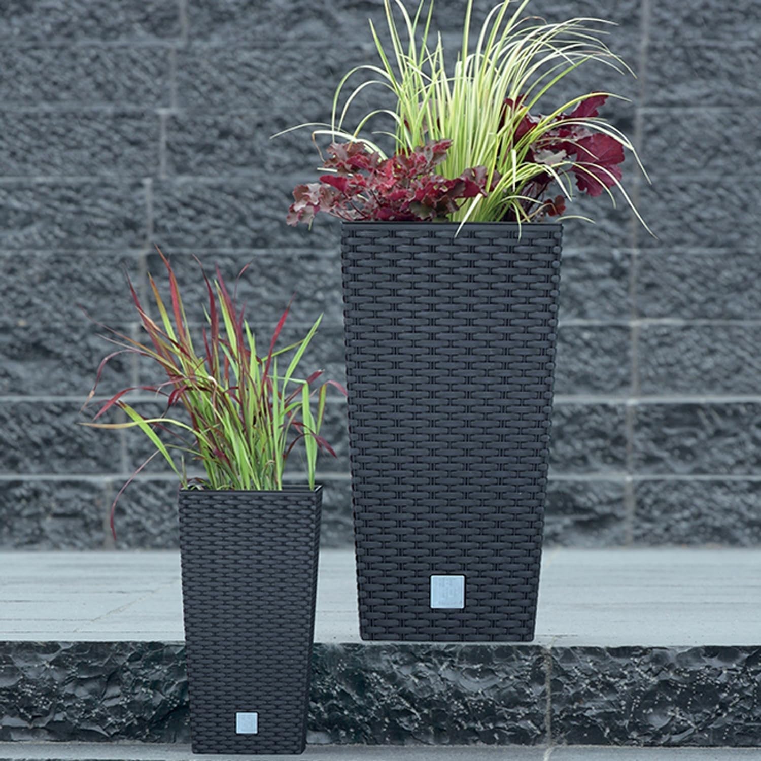 Ghiveci/ghiveci cu aspect de ratan Prosperplast cu insert | 32,5 x 32,5 x 61 cm | antracit | rezistent la intemperii și UV | fabricat din plastic robust | pentru interior și exterior