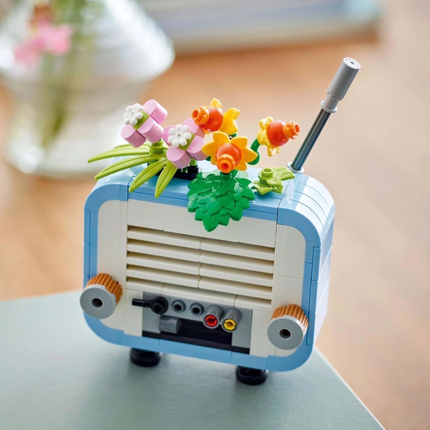 Cititor de discuri LEGO Creator 3In1 cu flori - jucărie convertibilă în radio sau microfon - jucării muzicale pentru copii - idee de cadou creativă pentru fete și băieți de la 8 ani 31172 Seturi de constructie Besuche den LEGO-Store