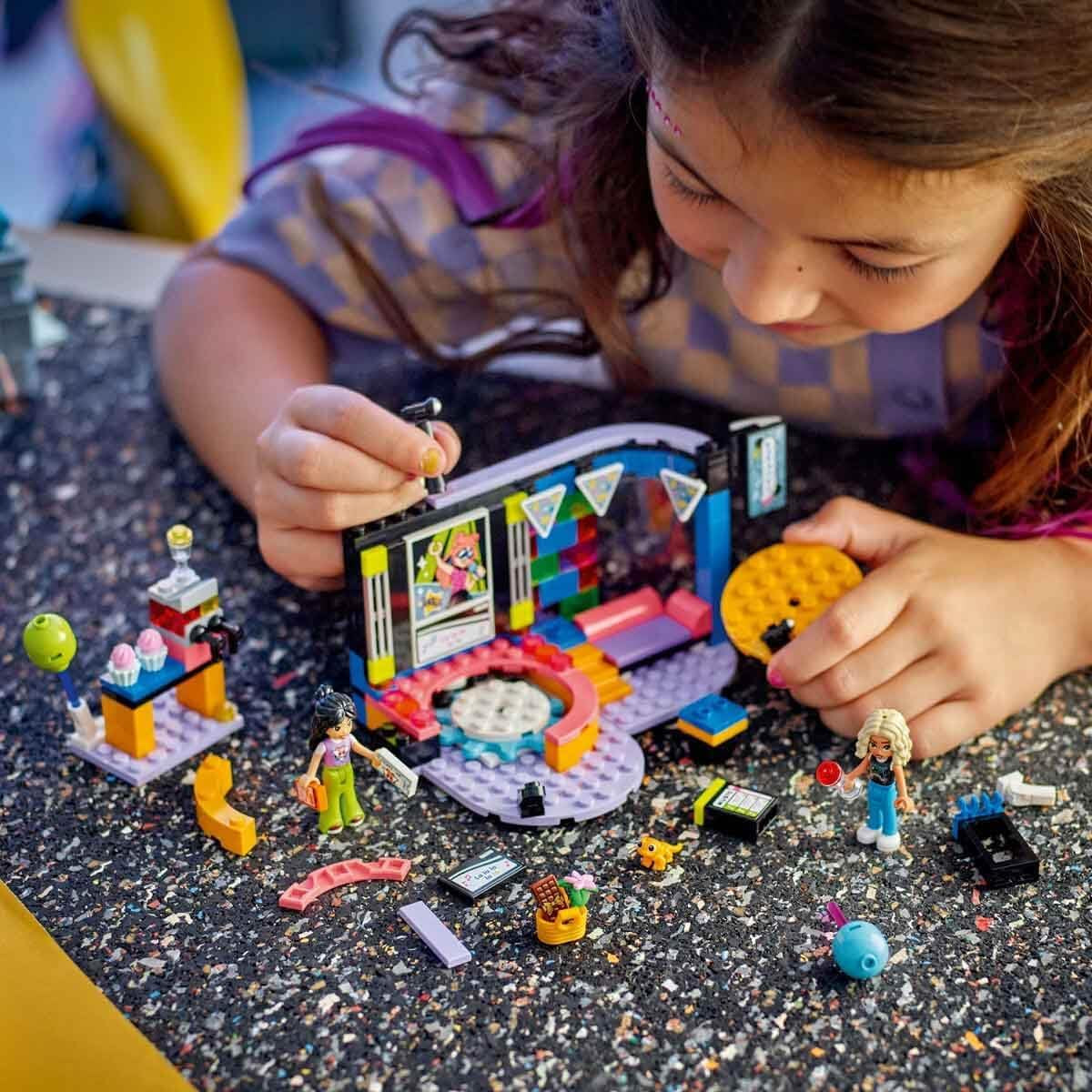 LEGO 42610 Petrecere Karaoke cu prietenii Seturi de constructie Besuche den LEGO-Store