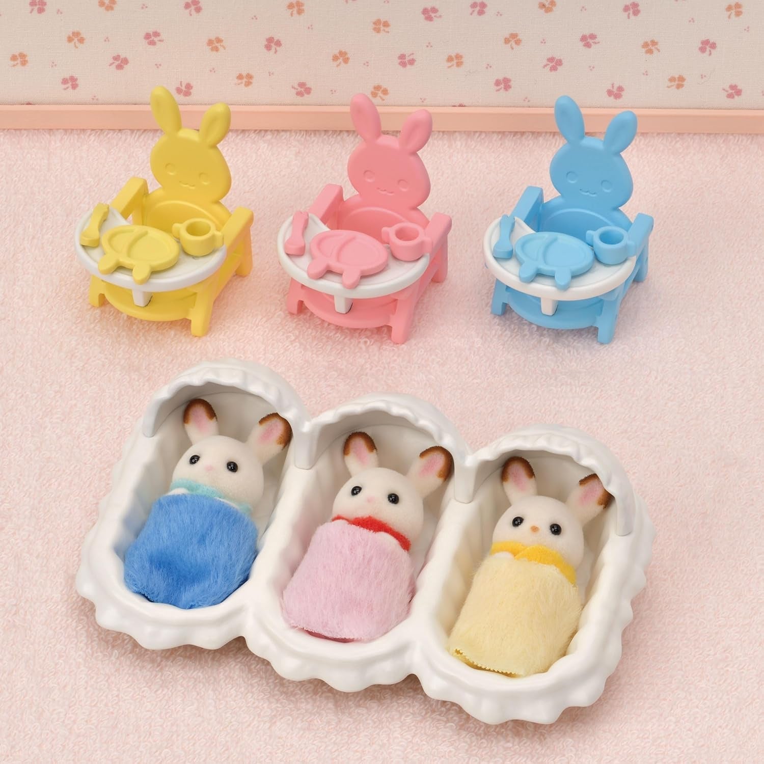 Sylvanian Families L5532 Kit de pornire pentru tripleți - Casa de păpuși Playset Papusi Naty Shop