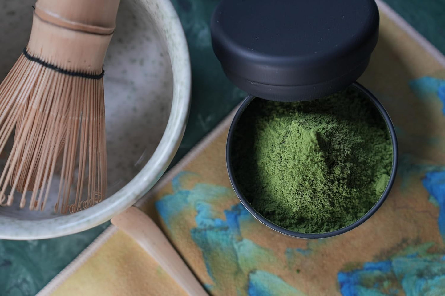 Matcha de calitate ceremonială din Japonia – pudră de matcha 100% naturală, măcinată manual din prima recoltă, ceai verde japonez original în cutie de 40 g – calitate pură și tradițională