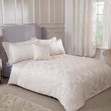 Plapumă Emma Barclay Butterfly Meadow pentru pat king-size, 100% poliester, culoare crem Plapumi si pilote Naty Shop