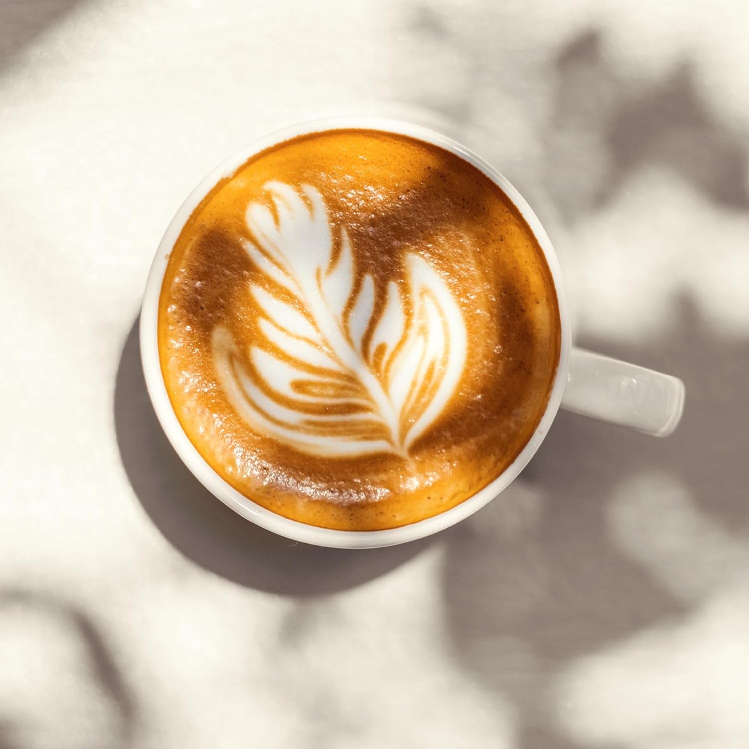 Melitta BellaCrema Espresso Ganze Kaffee-Bohnen 1kg, ungemahlen, Kaffeebohnen für Kaffee-Vollautomat, kräftige Röstung, geröstet in Deutschland, Stärke 5