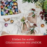 Ciocolată Lindt | Asortiment LINDOR | 1371g | 110 trufe în ciocolată fină cu umplutură care se topește în gură | Cadou de ciocolată de împărțit