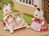 Sylvanian Families L5533 Cărucior pentru tripleți - casă de păpuși Playset Papusi Naty Shop