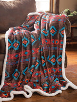 CARSTENS, INC. Wrangler Ultra Premium Throw Blanket, Super Soft, Sherpa Fleece, Oversized, 137.2 X 172.7 Cm, Southwest Horizon Paturi si Cuverturi Carstens, Inc.