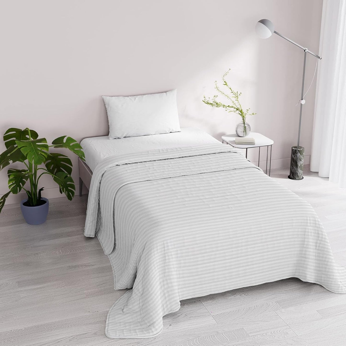 Cuvertură de vară Satin Stripes, poliester, crem, 260X250 Cm Plapumi si pilote Naty Shop Alb 170X250 Cm