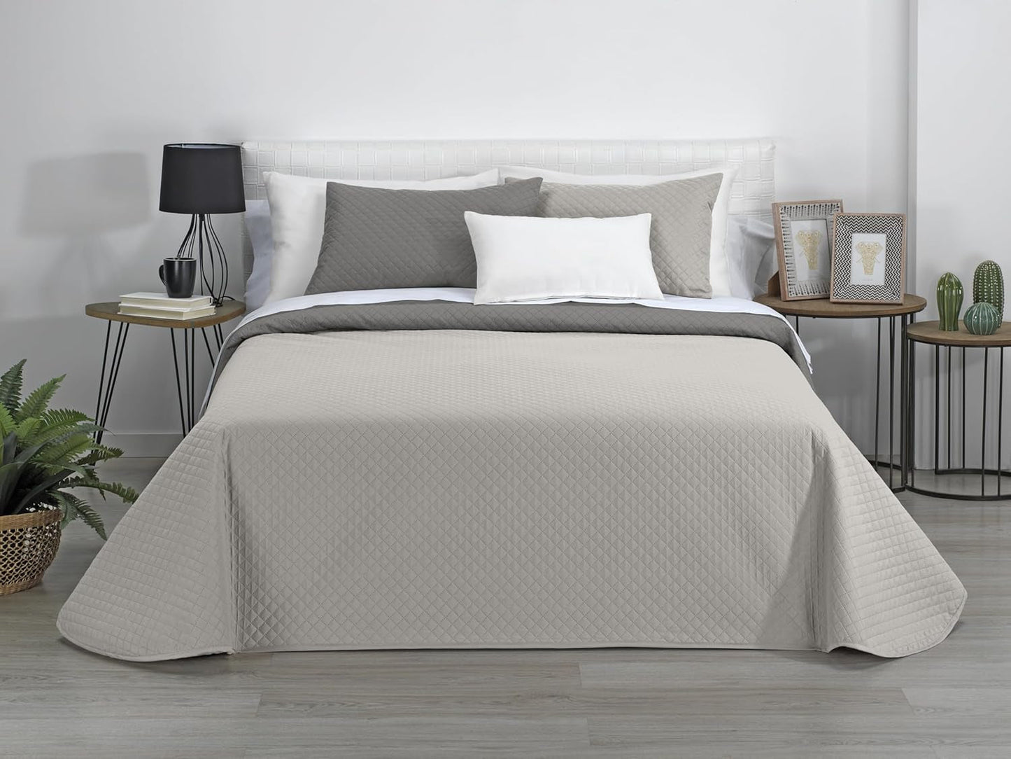 AVA | Cuvertură Reversibilă | Pentru Toate Anotimpurile | Culoare - Bej/Taupe | Pentru pat de 105 Cm. (200 X 270 Cm. Ancho X Alto) | Cuvertură cu matlasare Plapumi si pilote Naty Shop