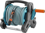 Set rolă furtun Gardena Classic de perete 50: Rolă furtun mobilă, economisitoare de spațiu, montabilă pe perete și detașabilă oricând, cu furtun de 20 m, duză de pulverizare și piese de sistem (8009-20)