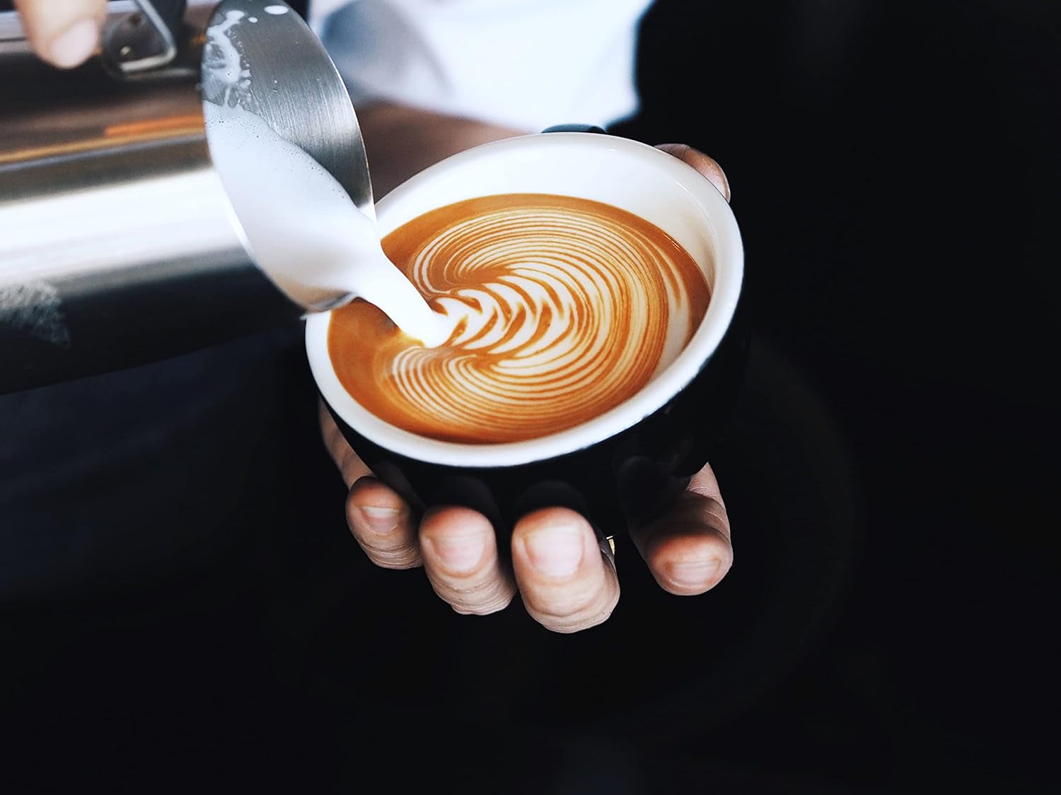 Espresso Kaffeebohnen stark 500g, Barista Kaffee schokoladig und säurearm, Espressobohnen, Bohnenkaffee mit Arabica und Robusta, feine Crema, ideal für Cappuccino