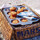 Tavă de brioșe Kitchenaid pentru produse de copt din oțel aluminizat, antiaderentă, rezistentă la cuptor, se poate spăla în mașina de spălat vase, gri Matrite si tavi pentru copt Naty Shop