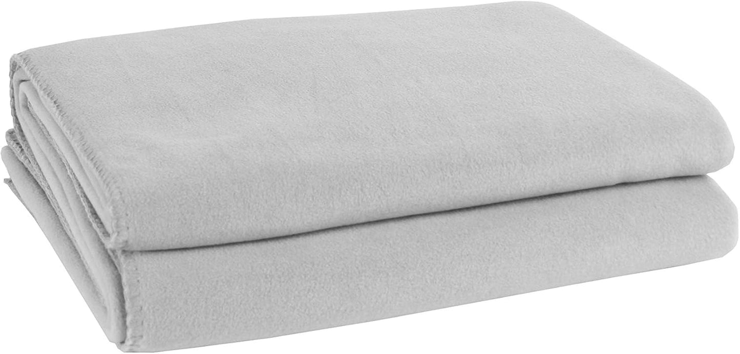Pătură Zoeppritz în culoarea: Roșu, Fabricat din 65% Poliester, 35% Viscose, Dimensiune: 160X200 Cm, 103291-235-160X200 Paturi si Cuverturi Zoeppritz Since 1828 920 Gri deschis Melange 110X150 Cm
