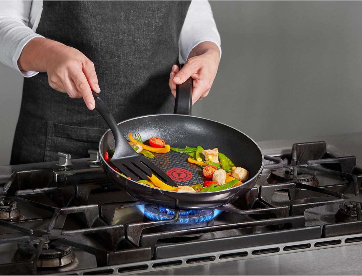 Tefal D52606 Resist, acoperire antiaderentă din titan Oale si Tigai Naty Shop