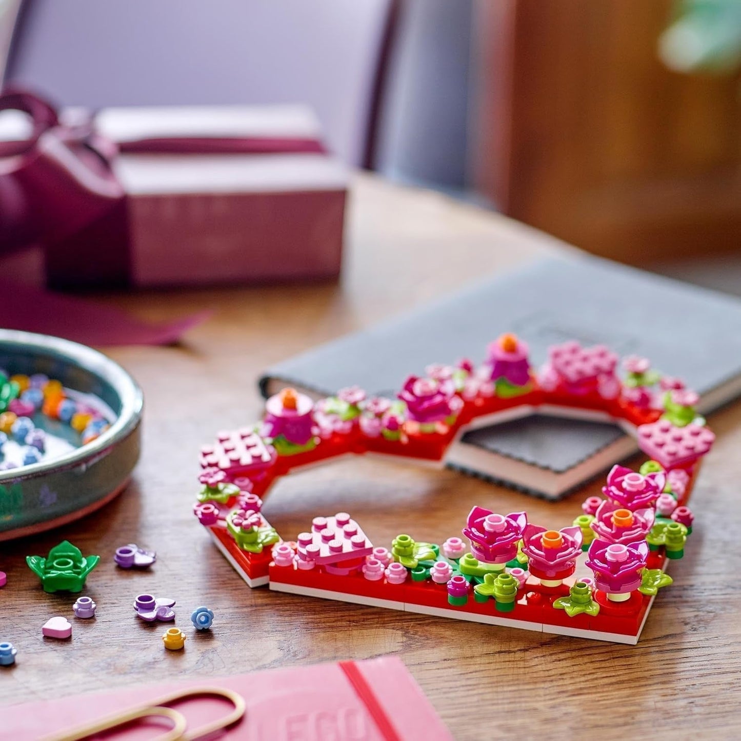 Set de decorațiuni cu inimă LEGO, jucărie de construit pentru copii, fete și băieți de la 9 ani, decorațiuni pentru camera copiilor sau accesorii de perete, idee de cadou pentru Ziua Îndrăgostiților, Ziua Mamei sau ziua de naștere 40638 Seturi de constructie Besuche den LEGO-Store