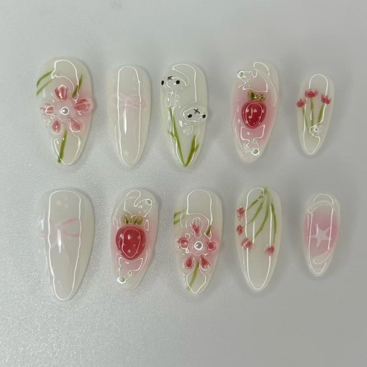 Mouyouglow 30 bucăți unghii false scurte, model floral cu dungi albe, culoare nud, model francez 3D, cu flori Y2K, cu lipici pentru unghii, vârfuri albe, flori argintii ondulate, vară, INS, unghii artificiale