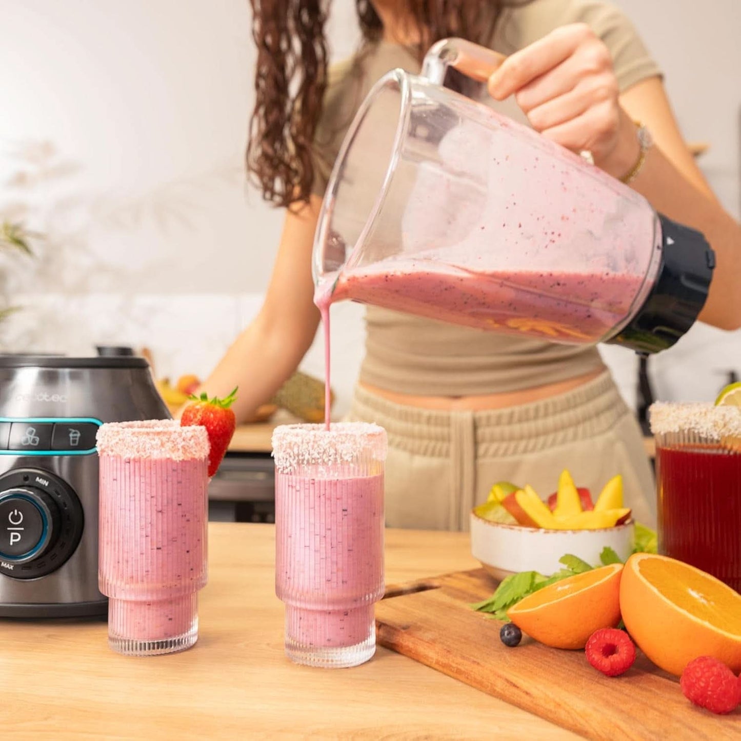 Cecotec Standmixer Power Black Titanium 2200MAX Smooth, 2200 W Maximale Leistung, 6 Klingen Aus Edelstahl, Ice-Crush-Funktion, Turbo- Und Smoothie-Funktion, Autoclean-Funktion Bucatarie Naty Shop