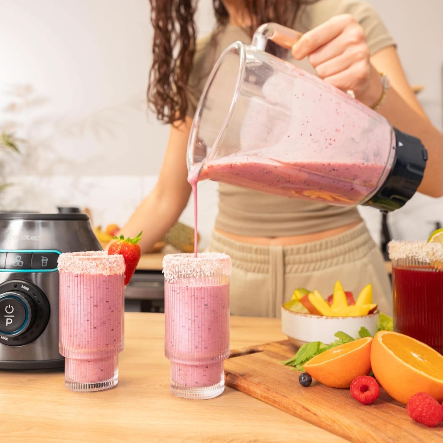 Cecotec Standmixer Power Black Titanium 2200MAX Smooth, 2200 W Maximale Leistung, 6 Klingen Aus Edelstahl, Ice-Crush-Funktion, Turbo- Und Smoothie-Funktion, Autoclean-Funktion Bucatarie Naty Shop