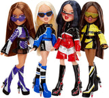 Bratz Scorchin' Cloe - Include 1 păpușă la modă cu ținută și accesorii, Păpuși inspirate din motorsport, Jucărie drăguță pentru fete
