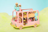 BABY born 904763 Autobuz Surpriză Bebeluși - autobuz de jucărie roz pentru păpuși mini mici, cu 2 păpuși exclusive, cărucior triplu, balansoar, carusel, tobogan și leagăn triplu.