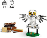 LEGO Harry Potter Hedwig în Privet Drive 4 Set cu bufniță de jucărie pentru copii, figură animal construibilă cu valiza Hogwarts, cadou mic pentru băieți, fete și toți fanii de la 7 ani 76425 Seturi de constructie Besuche den LEGO-Store