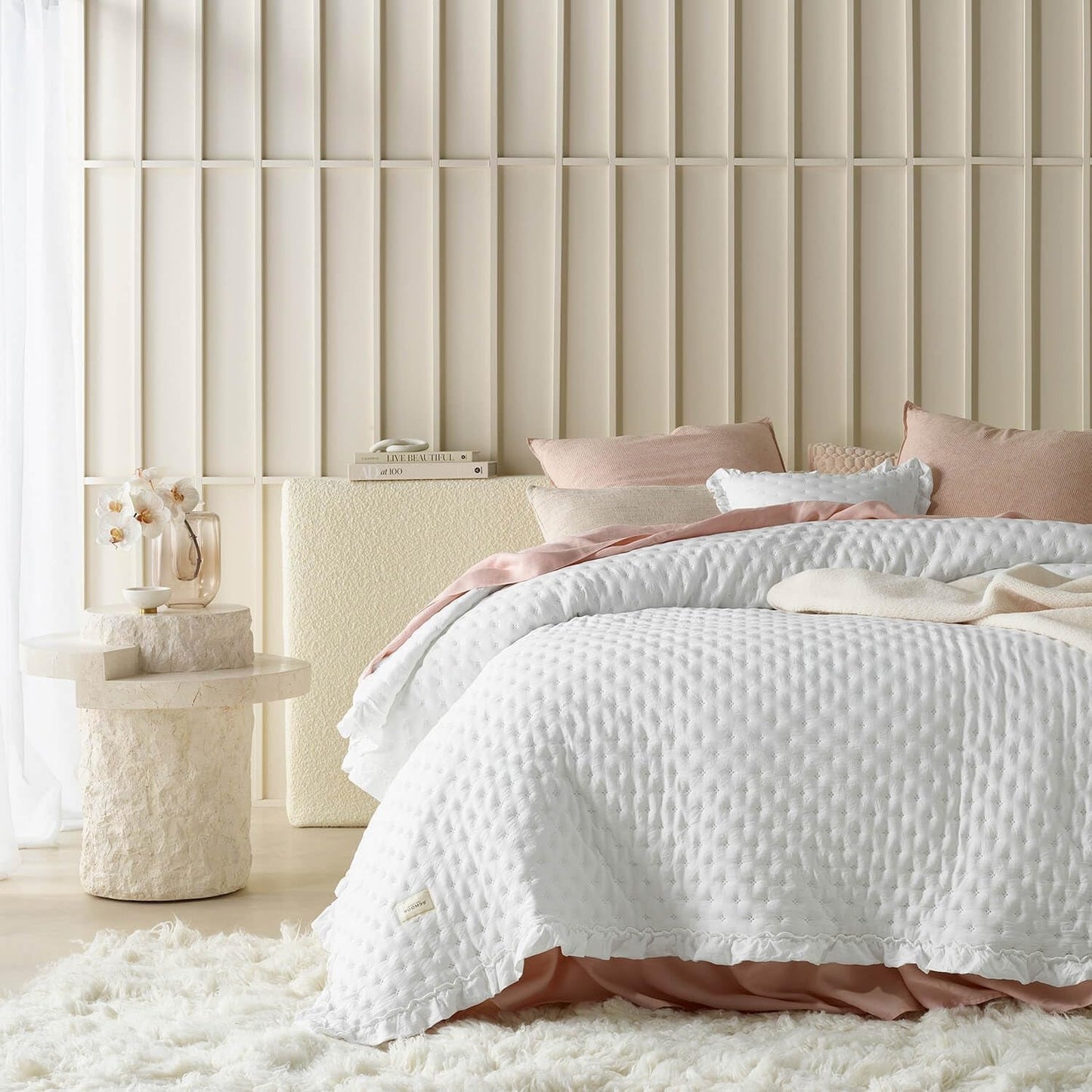 Molly Cuvertură de pat elegantă în alb 220 X 240 Cm Cuvertură de pat versatilă ca cuvertură de pat sau canapea arunca Pătură de aruncare pentru pat și canapea Stil de cuvertură Ideal ca cuvertură de pat Paturi si Cuverturi Besuche den ROOM99-Store