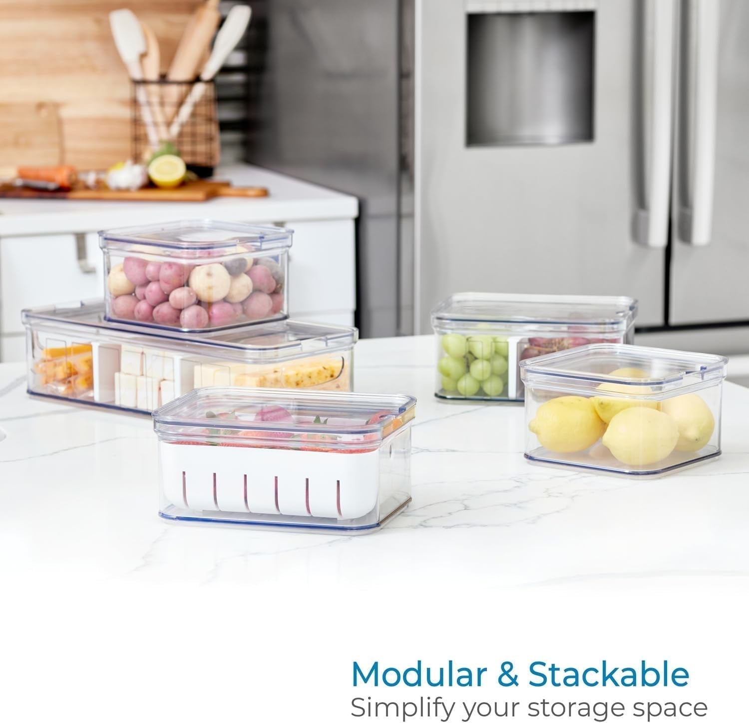 Cutii de depozitare iDesign, organizator frigider cu capac într-un set de 5, cutii de depozitare a alimentelor din plastic reciclat pentru organizarea consumabilelor, transparente și albe Cutii depozitare alimente Naty Shop