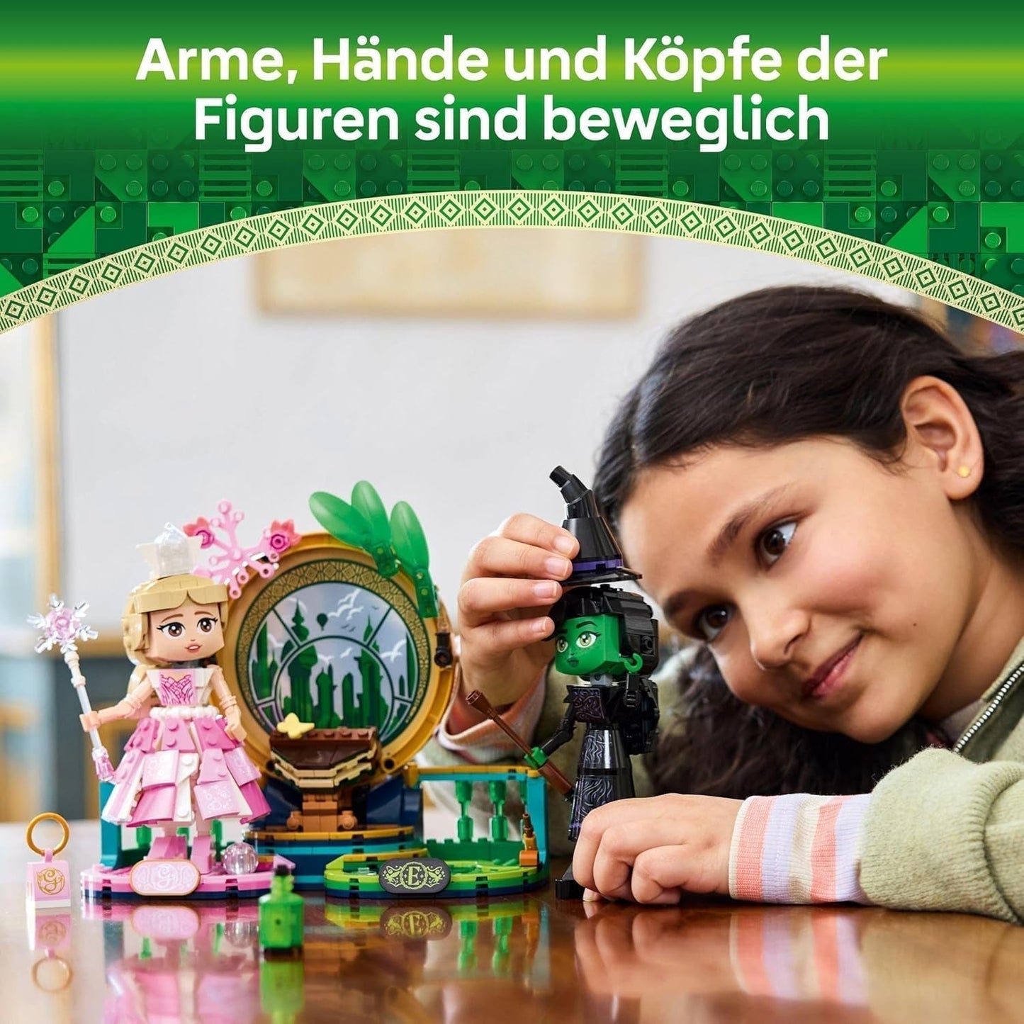 Păpuși LEGO Wicked Elphaba și Glinda - jucărie cu figurine de colecție ale vrăjitoarelor din Oz - cadou creativ pentru fete peste 10 ani și fani ai filmului - 75682 Seturi de constructie Besuche den LEGO-Store