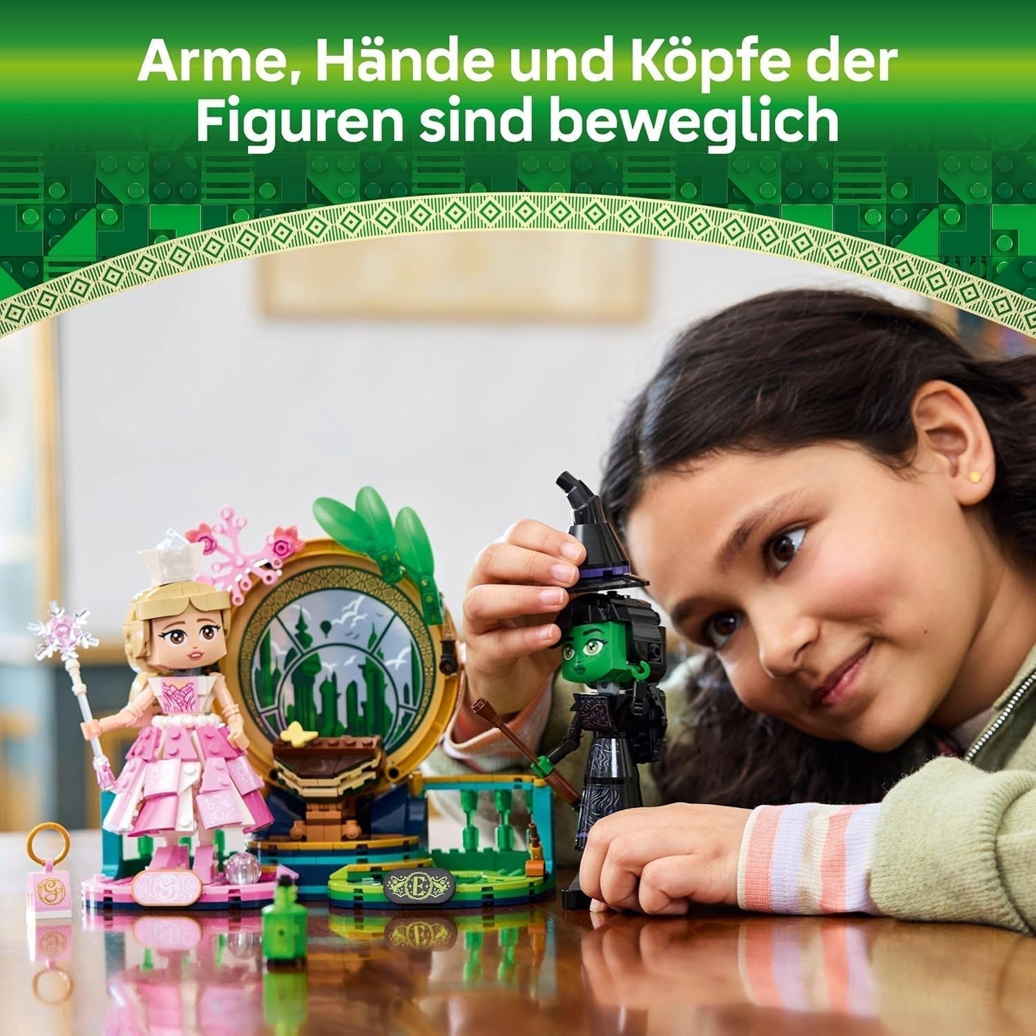 Păpuși LEGO Wicked Elphaba și Glinda - jucărie cu figurine de colecție ale vrăjitoarelor din Oz - cadou creativ pentru fete peste 10 ani și fani ai filmului - 75682 Seturi de constructie Besuche den LEGO-Store