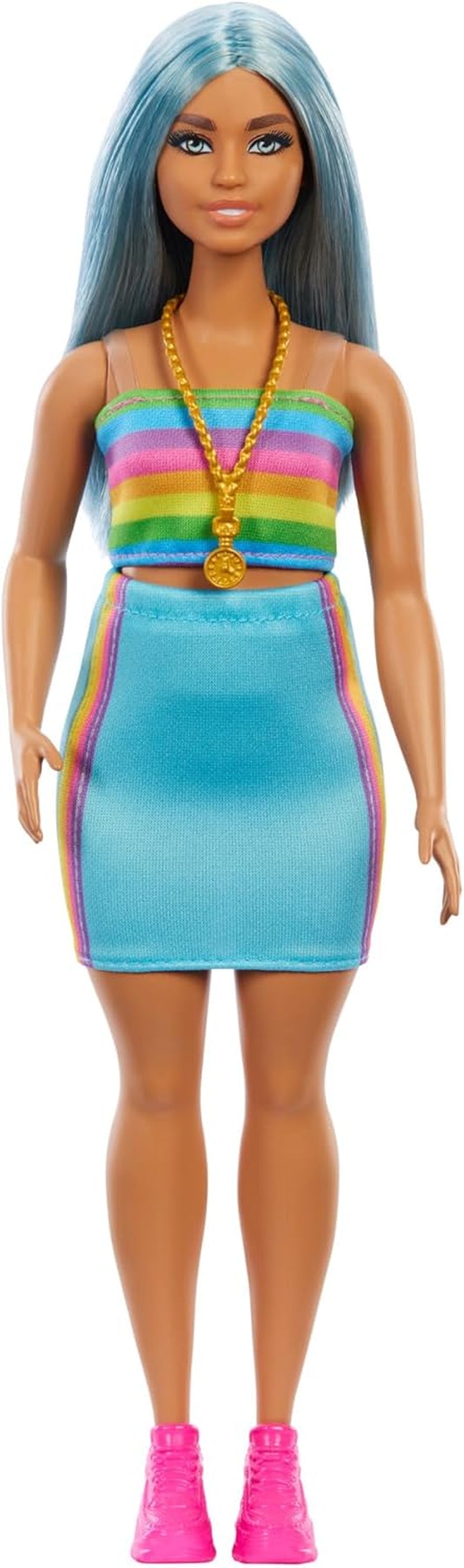 Păpușa Barbie Fashionistas nr. 218 cu păr lung albastru, top curcubeu și fustă turcoaz, păpușă de modă de colecționat cu ocazia celei de-a 65-a aniversări, HRH16 Papusi Naty Shop