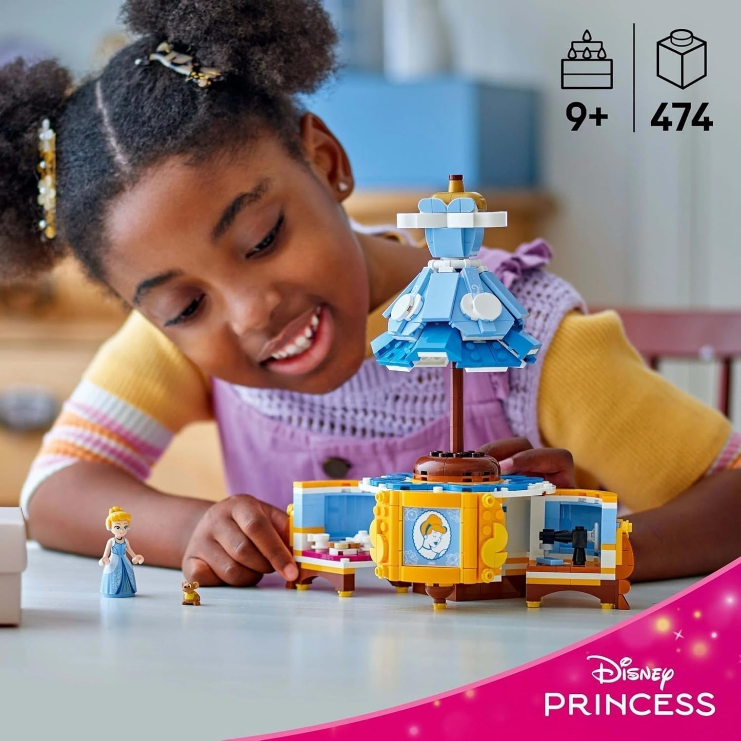 LEGO Ç€ Rochia prințesei Disney Cenușăreasa, jucărie pentru băieți și fete de la 9 ani - include un cuier pentru rochii, o mini păpușă Cenușăreasa și o figurină de șoarece - Playset creativ 43266 Seturi de constructie Besuche den LEGO-Store