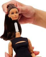 Barbie Basics Model 5, păpușă de colecție cu păr brunet, rochie mini neagră și pantofi cu toc, Universal Fit Fashion, corp mobil cu curbe feminine, JBH73 Papusi Naty Shop