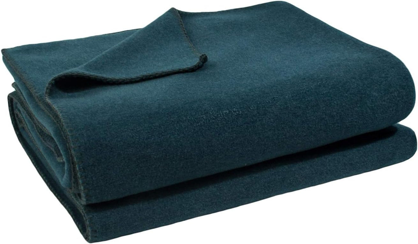 Pătură Zoeppritz în culoarea: Roșu, Fabricat din 65% Poliester, 35% Viscose, Dimensiune: 160X200 Cm, 103291-235-160X200 Paturi si Cuverturi Zoeppritz Since 1828 795 Ocean întunecat 180X220 Cm