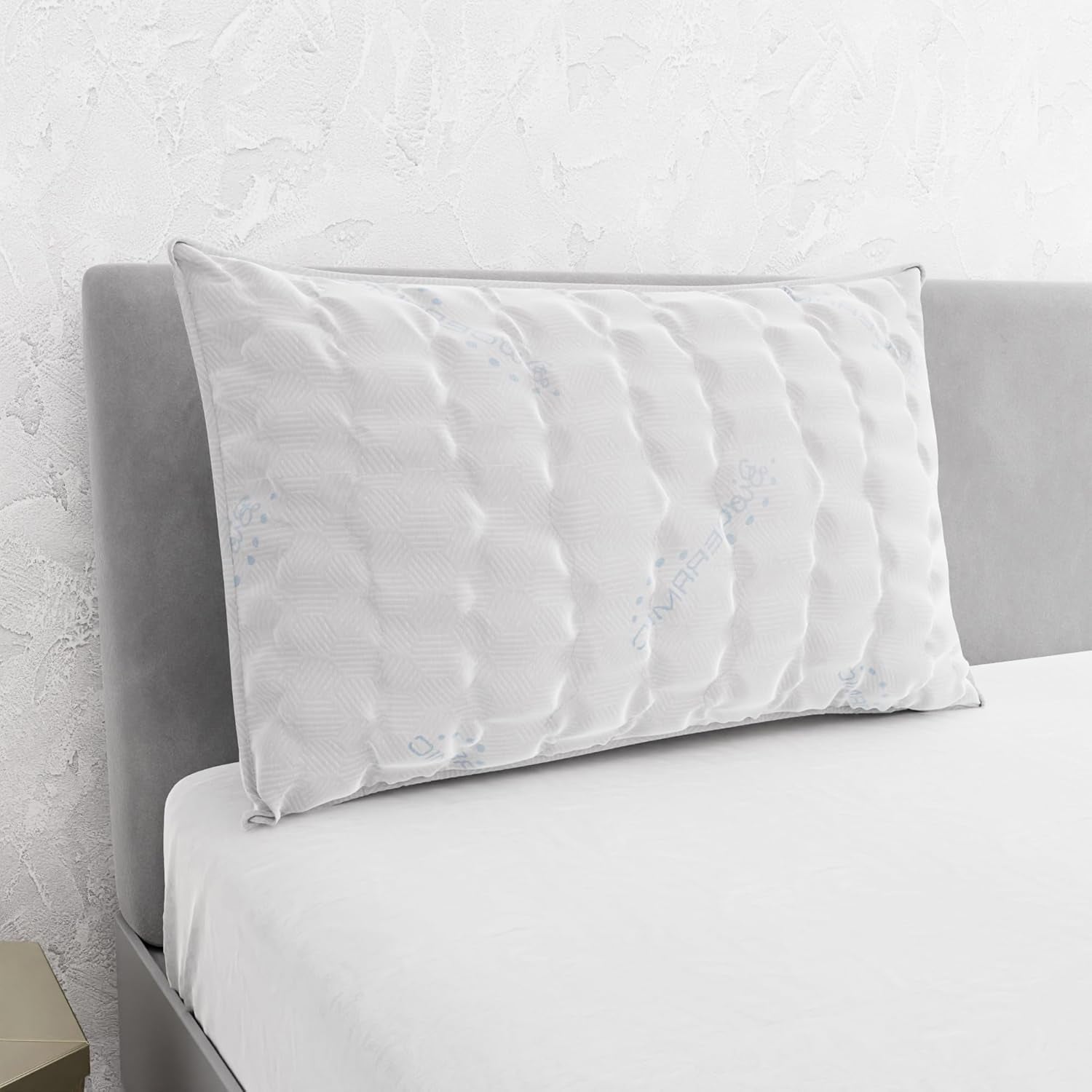 Lenjerie de pat italiană MB Home Italia, pernă, bioceramică, gri deschis, 45 x 75 cm Perne standard Naty Shop