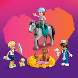 LEGO Friends Cabinet veterinar pentru cai și animale de companie, set de construcție și joacă pentru jocuri de rol imaginative cu 3 minifigurine și 5 figurine de animale, idee de cadou pentru fete de la 7 ani 42651 Seturi de constructie Besuche den LEGO-Store