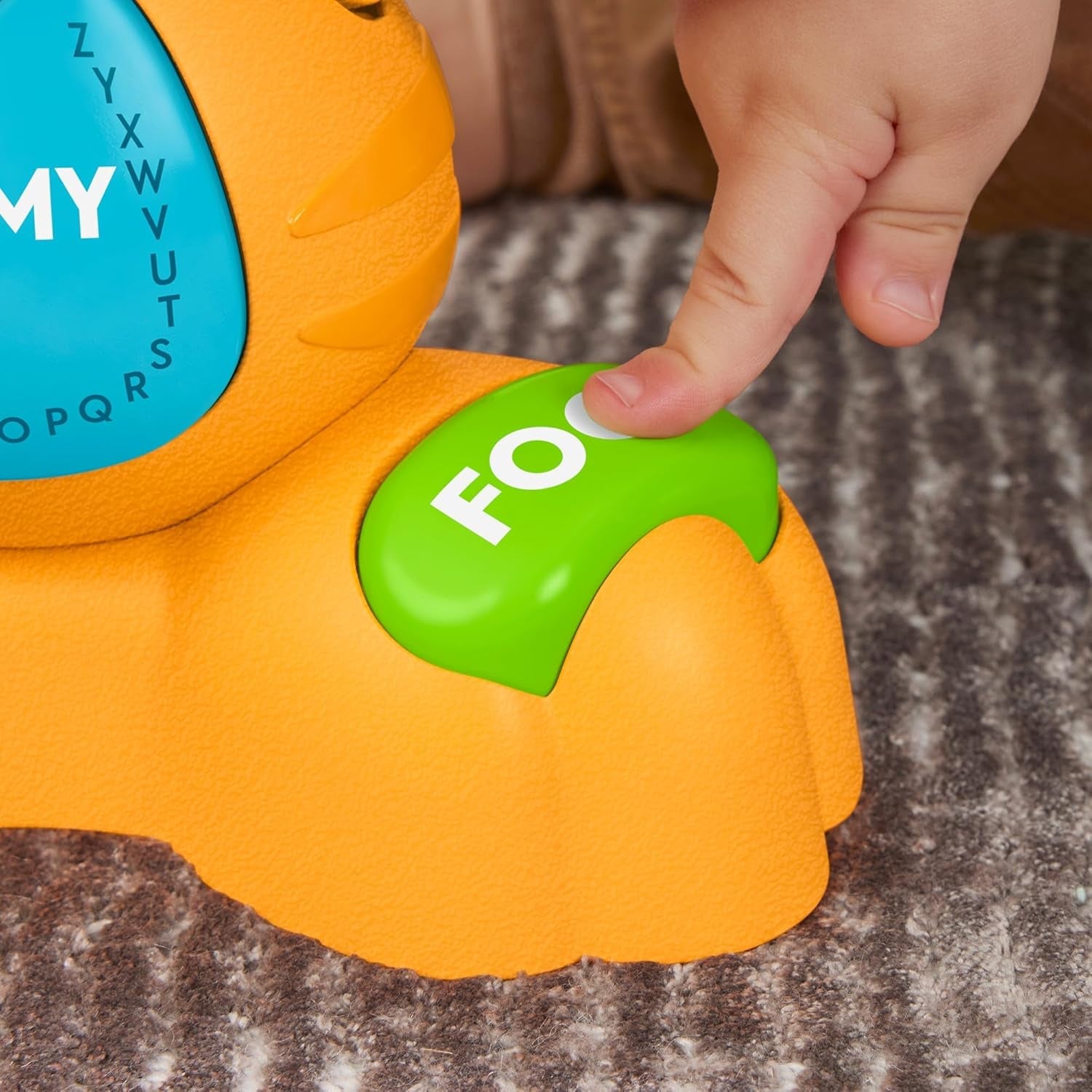 Jucărie educativă Fisher-Price pentru bebeluși și copii mici, Beat Bande Learning & Dancing Tiger Justin cu sunete și lumini pentru copii începând cu vârsta de 9 luni, versiune italiană, HYL04 Jucarii Bebe Naty Shop