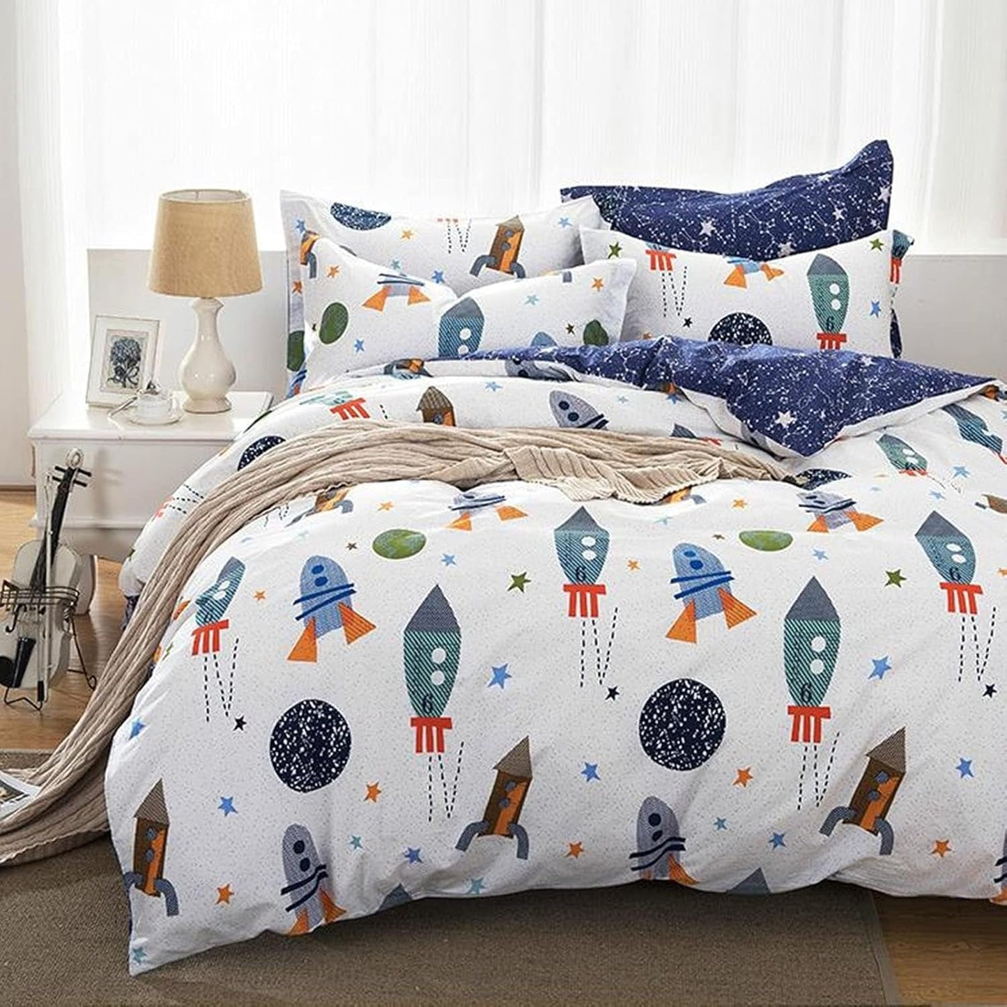 Lenjerie de pat pentru copii, rachete si planete, design reversibil, bumbac Lenjerie de pat - copii Naty Shop 135X200Cm + 80X80Cm