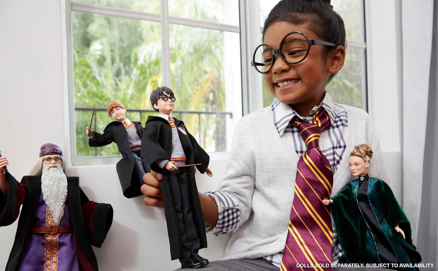 Mattel Harry Potter - Păpușă de colecție (aprox. 26 cm) cu uniformă Hogwarts, halat Gryffindor și baghetă, jucărie de la 6 ani FYM50 Action figures Naty Shop