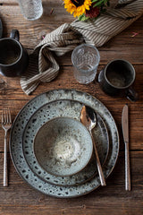 Set de mic dejun MÄSER Carellia, 12 piese – ceramică din Portugalia – glazură reactivă – 4 farfurii de desert 23 cm, 4 boluri 15 cm, 4 căni de cafea 430 ml – potrivit pentru mașina de spălat vase și cuptorul cu microunde, gri