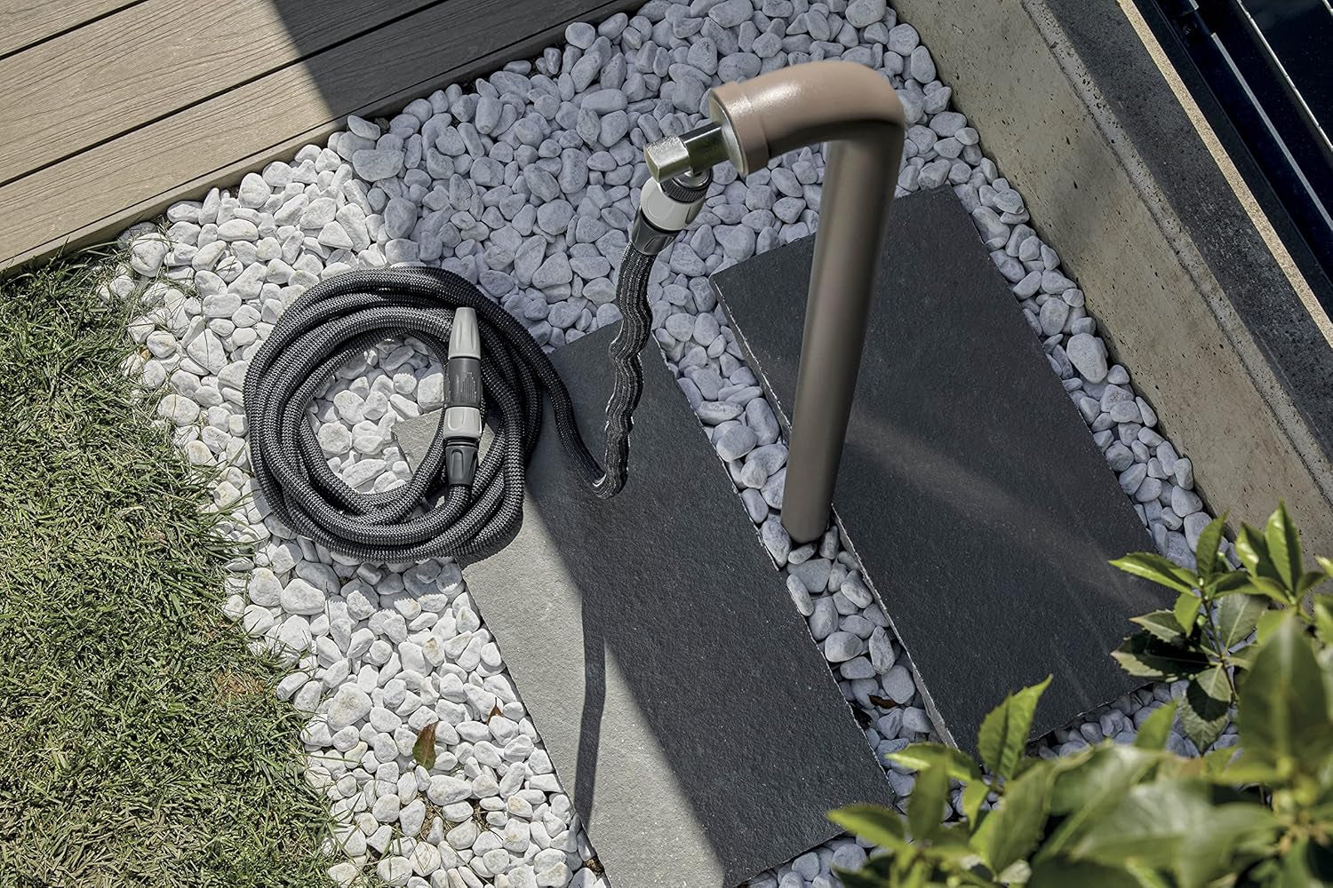 GF SRL, Aquapop Grey Easy 10, furtun împletit autoextensibil de 10 metri, fabricat în Italia, cu mini pulverizator de grădină și conectori pentru irigarea grădinii, gri închis