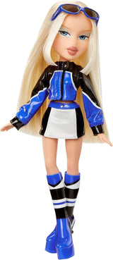 Bratz Scorchin' Cloe - Include 1 păpușă la modă cu ținută și accesorii, Păpuși inspirate din motorsport, Jucărie drăguță pentru fete