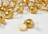 Bile de ciocolată albă Lindt LINDOR | Pungă de 137 g | Aprox. 10 biluțe de ciocolată albă cu umplutură care se topește în gură | Set cadou de ciocolată | Set cadou de ciocolată (Pachet de 2)
