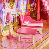 KidKraft Casă de păpuși Kayla din lemn cu mobilier și accesorii, set de joacă cu 3 niveluri pentru păpuși de 30 cm, jucărie pentru copii de la 3 ani în sus, 65092 - Exclusiv pe Amazon