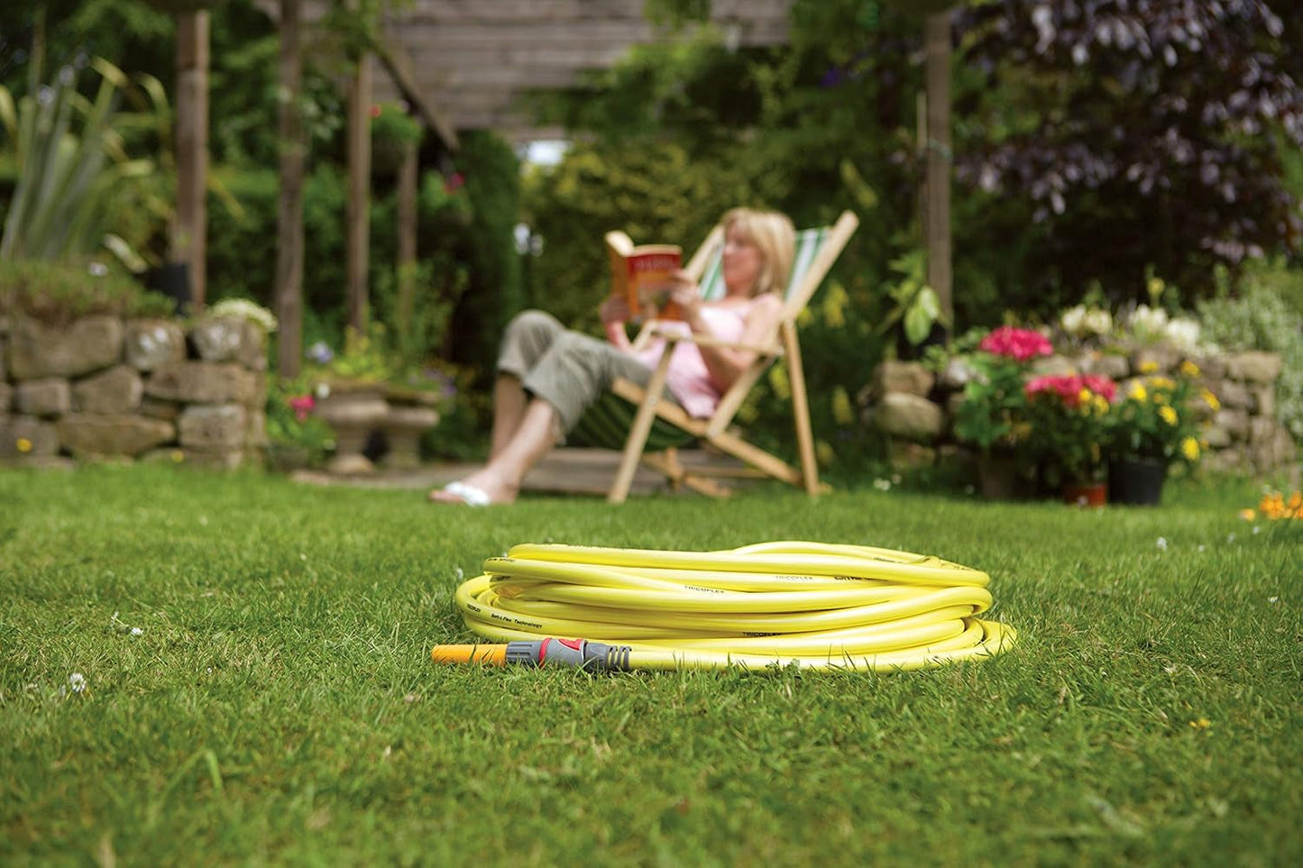 HOZELOCK - Furtun Super Tricoflex Ultimate Ø 12,5 mm (1/2") 30 m: furtun de grădină ușor, robust și stabil dimensional, cu tehnologii „TNT Non Torsion” și „Soft&Flex”, 40% PVC reciclat [116774]