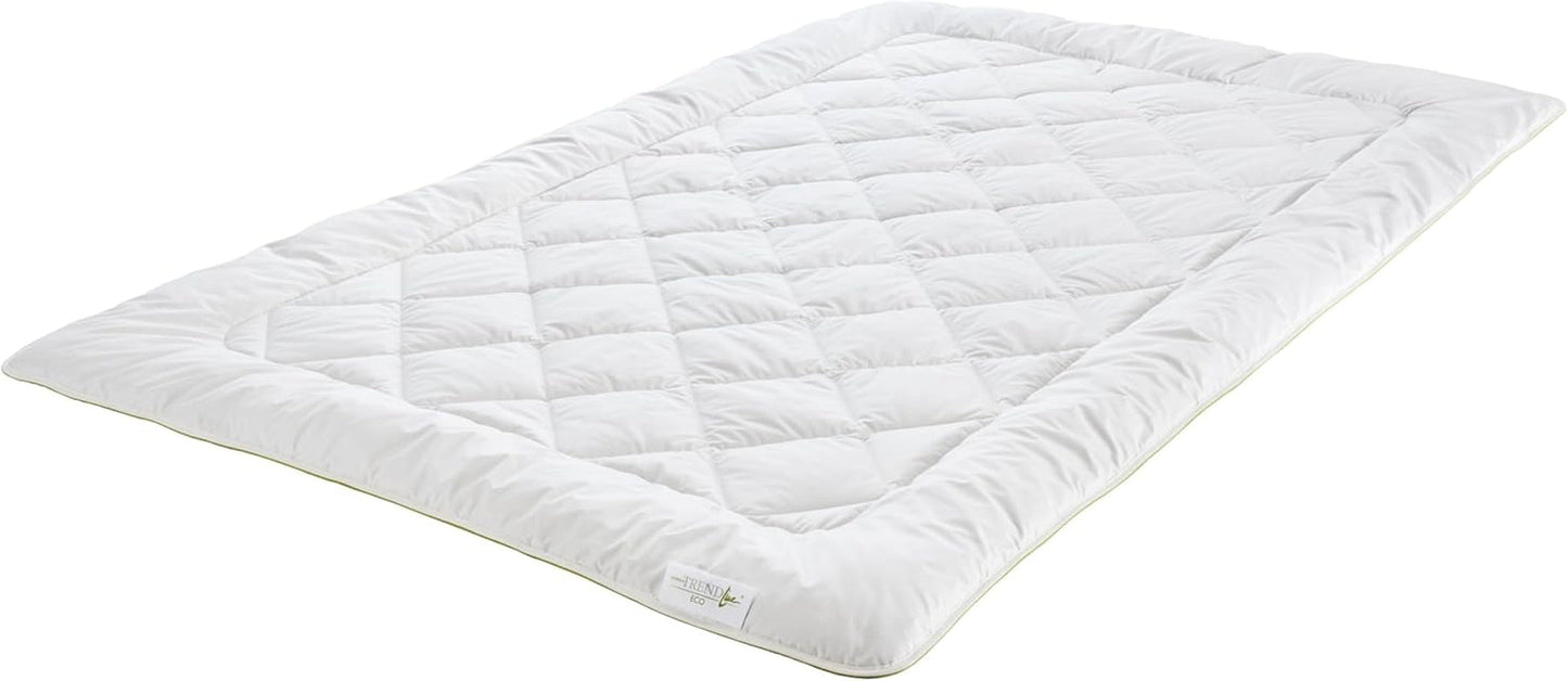 Badenia Trendline Eco Quilt Camel Lightweight 155 X 220 Cm, alb, certificat Öko-Tex, produs în conformitate cu standardul de calitate german Plapumi si pilote Naty Shop