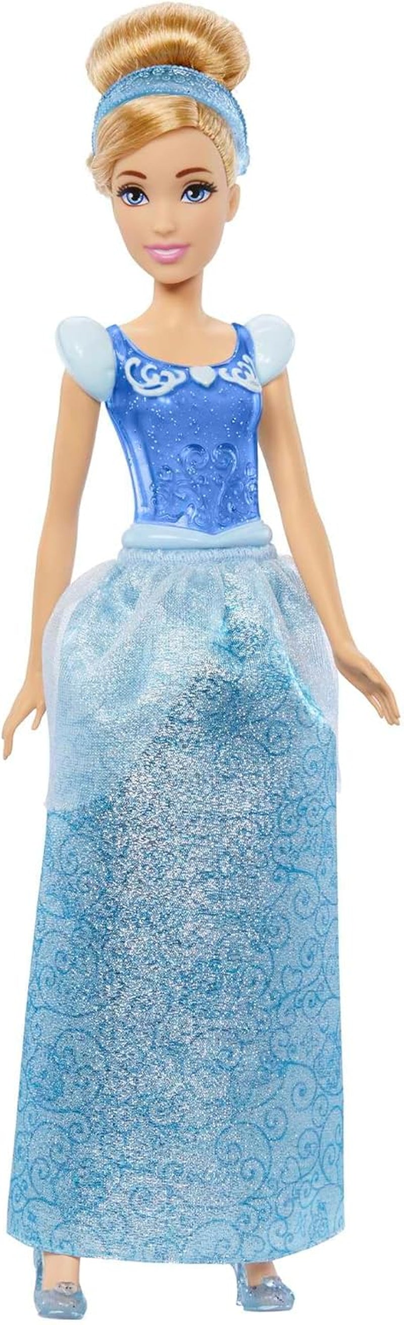 Mattel DISNEY Prințesa Cenușăreasa - Păpușă articulată cu ținută strălucitoare, pantofi detașabili și diademă, păr pieptănat pentru distracție de coafare, pentru copii cu vârsta de 3 ani și peste, HLW06
