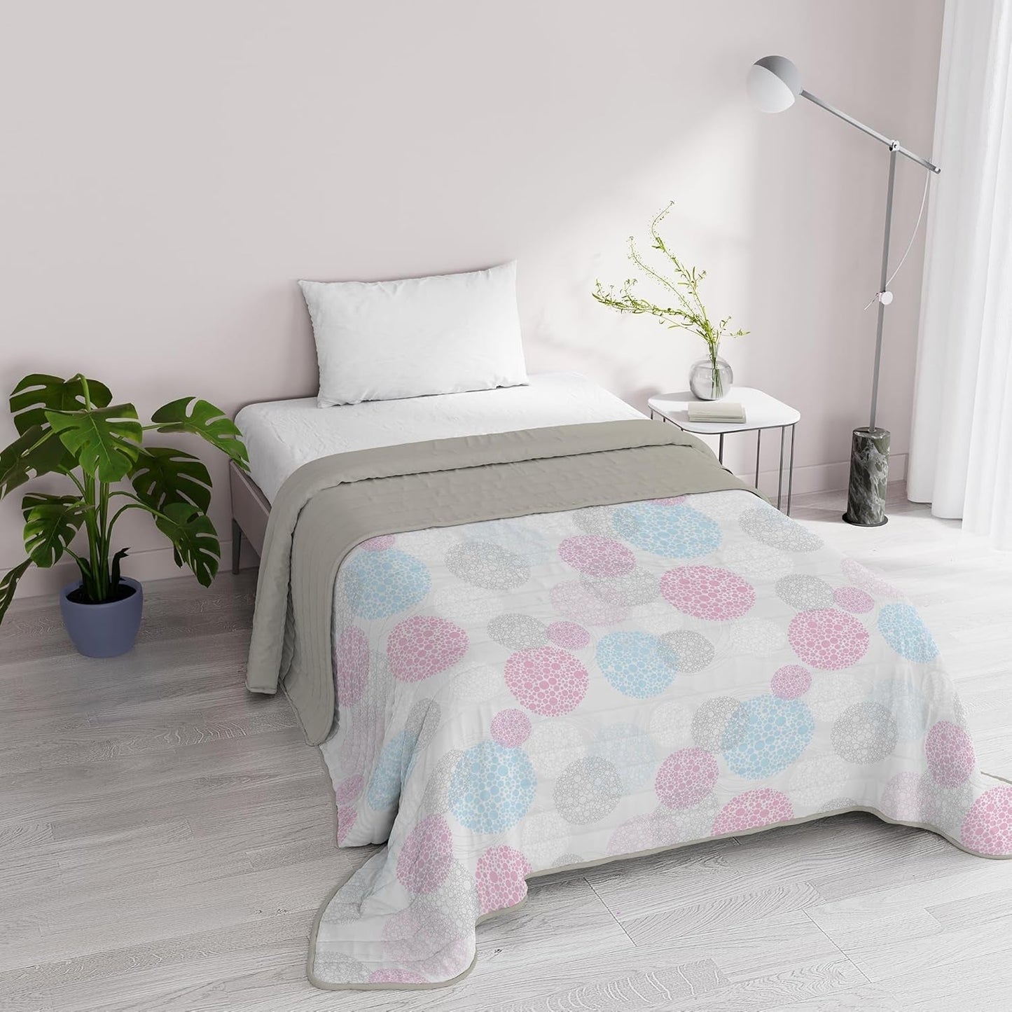 Lenjerie de pat italiană Fantasy, microfibră, pentru vară, 1,5 paturi, Murrine Plapumi si pilote Naty Shop Molecule 1 Posto E Mezzo