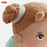 HABA Înger Păzitor Holly – Păpușă din material textil pufoasă (15 cm), cadou perfect de bun venit pentru bebeluși și copii mici – Lavabilă la 30 °C – 2011871001