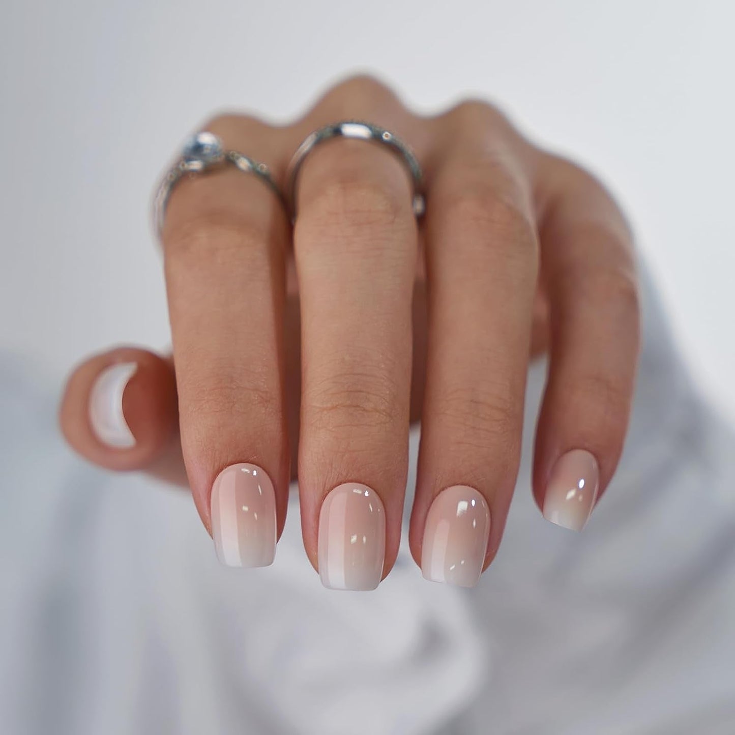 Btartbox Unghii False Scurte și Pătrate, Model Baby Boomer, pentru Lipire, Unghii False Albe, Roz Gradient, Unghii Artificiale Scurte cu Lipici de Unghii, 30 Bucăți Unghii False Artificiale Pătrate