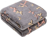 Kanguru Bed, cuvertură de pat, pătură din fleece pentru pat dublu, pătură din microfibră, Snoopy Peanuts GREY, 230X230Cm, pătură de vară, cuvertură de pat pentru dormitor Paturi si Cuverturi Besuche den Kanguru-Store 230X230 Cm Fluturi strălucitori gri