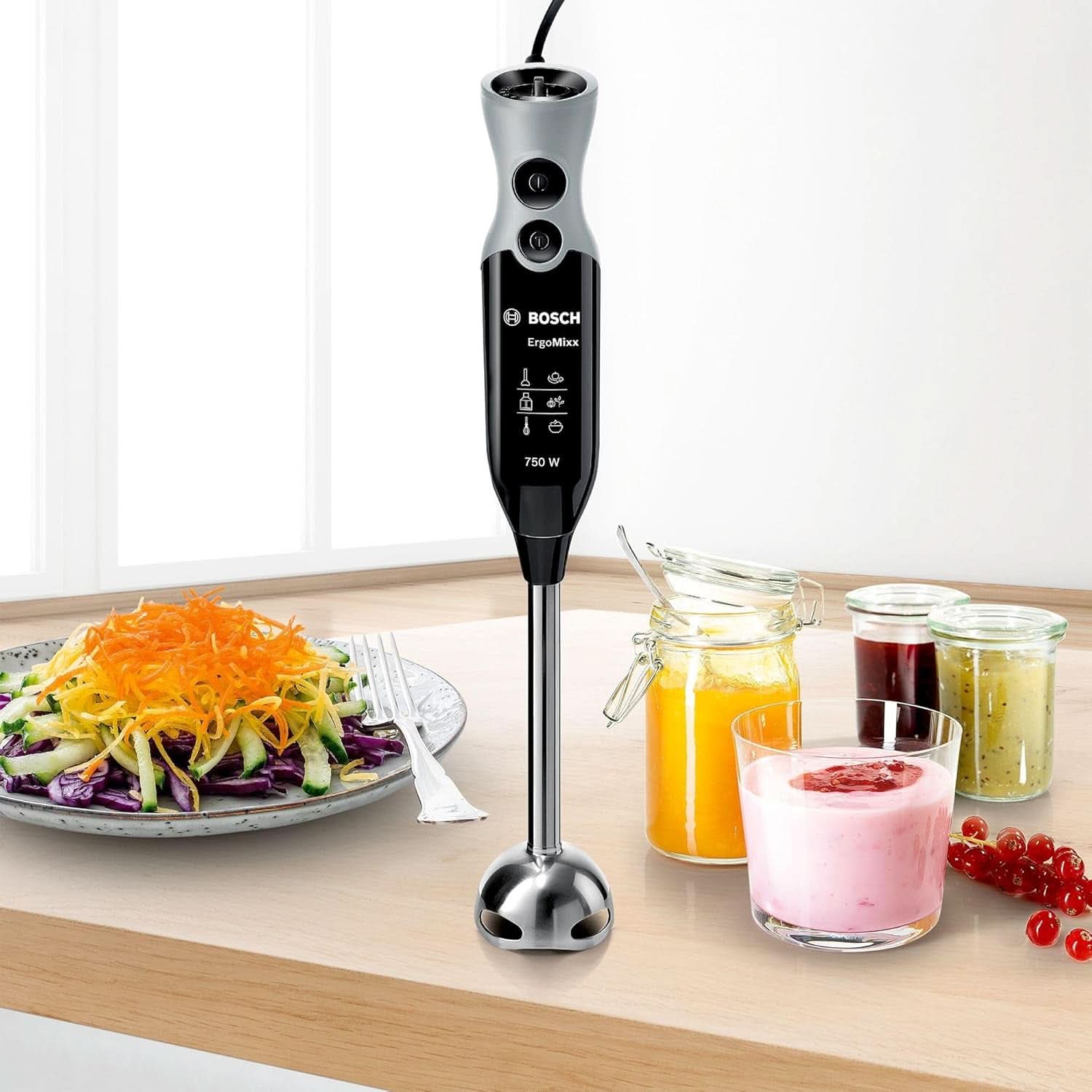 Bosch Stabmixer Ergomixx MSM67170, Edelstahl-Mixfuß, Universalzerkleinerer, Mix- Und Messbecher, Schneebesen, Ice-Crush-Klinge, Leichtes Gehäuse, 12 Stufen plus Turbostufe, 750 W, Schwarz/Grau Bucatarie Naty Shop